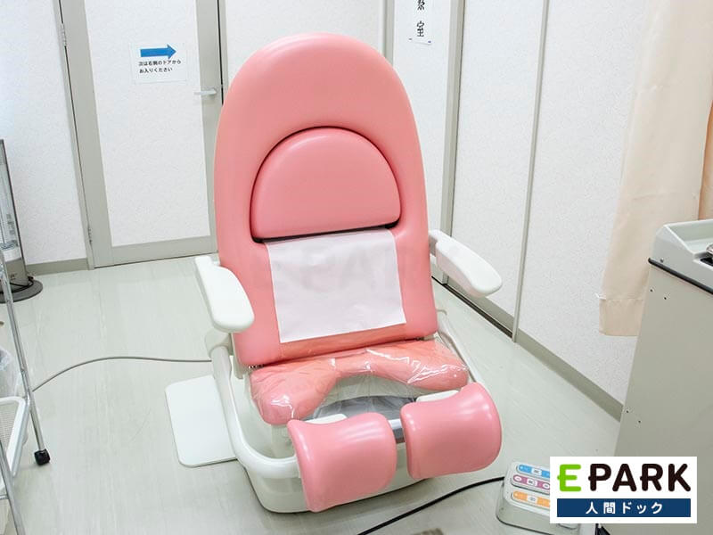 女性向けの検査コースとして「子宮頸がん検診」「乳がん検診」を提供